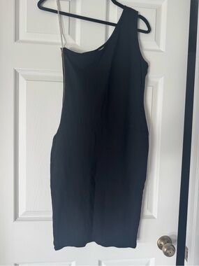 Rolla Coster Black One-Shoulder Cocktail Dress